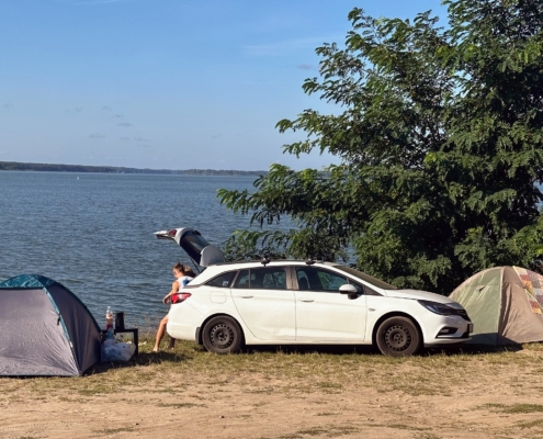 Parking przy brzegu